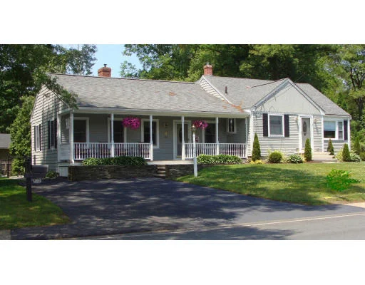 Unit for sale at 182 East St, Mansfield, MA 02048