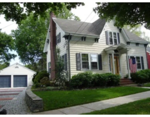 Unit for sale at 45 Constitution St, Bristol, RI 02809