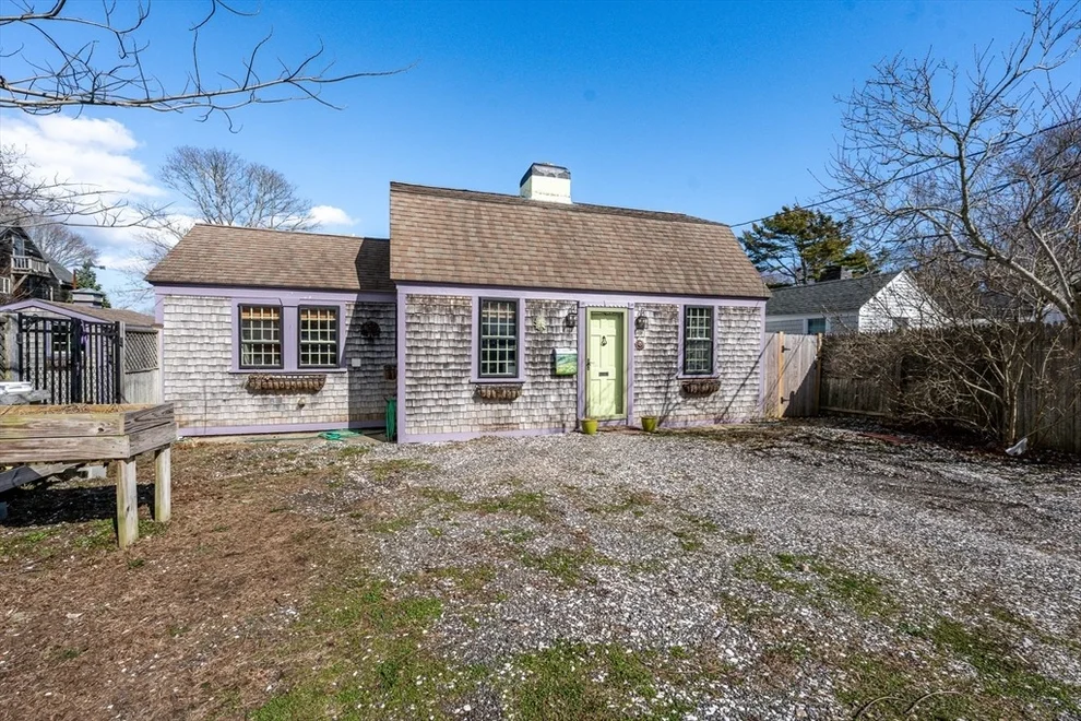 Unit for sale at 86 Sea St, Barnstable, MA 02601