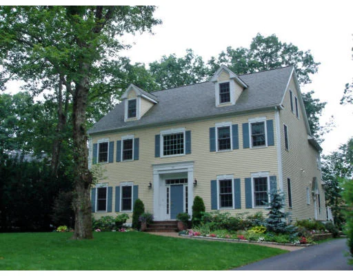 Unit for sale at 15 Larch Road, Wellesley, MA 02482