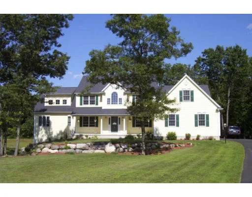 Unit for sale at 26 Shamrock Circle, Attleboro, MA 02703