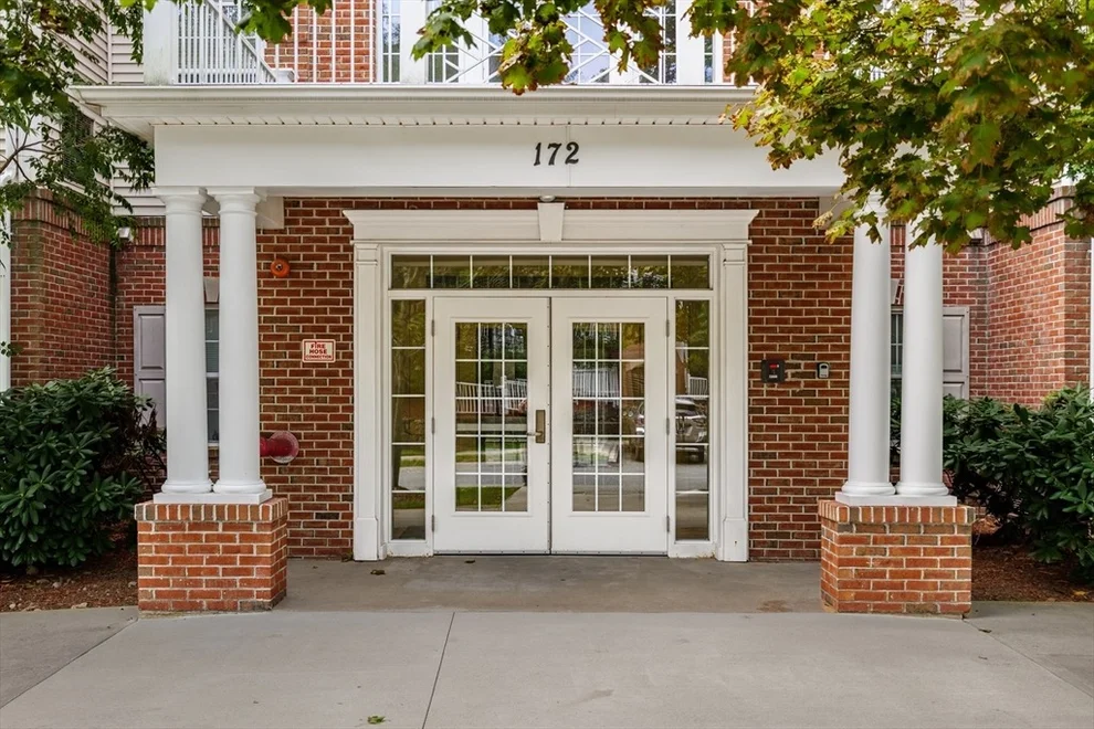Unit for sale at 172 Haverhill St, Andover, MA 01810