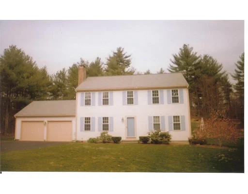 Unit for sale at 41 Settlers' Crossing, Middleboro, MA 02346
