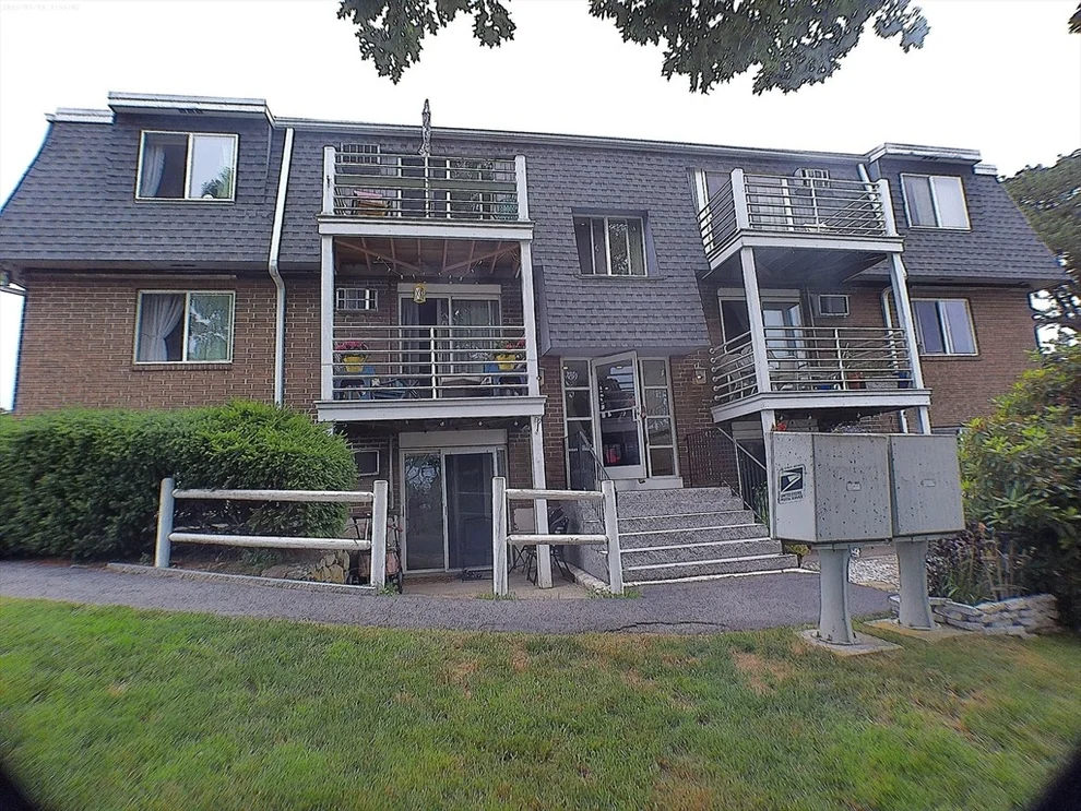 Unit for sale at 145 Essex Ave, Gloucester, MA 01930