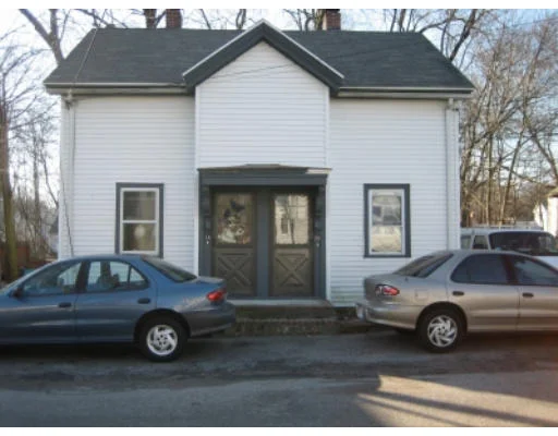 Unit for sale at 18-20 Hazelnut Pl, Dedham, MA 02026