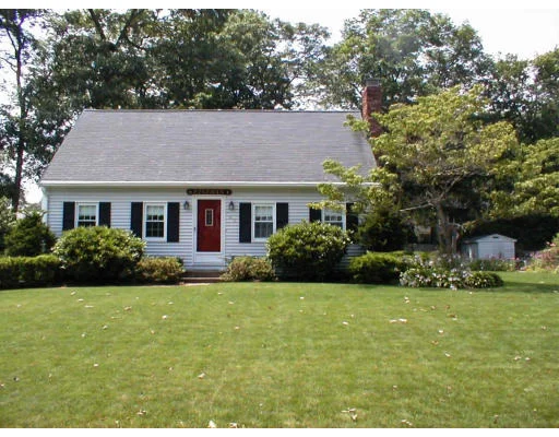 Unit for sale at 165 Atwell Cir, Marshfield, MA 02050