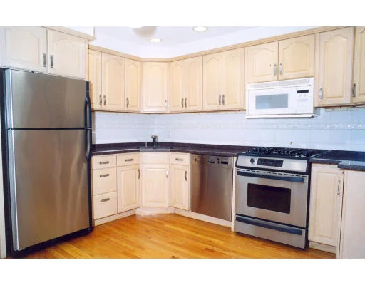 Unit for sale at 17.5 Charter Street, Boston, MA 02113