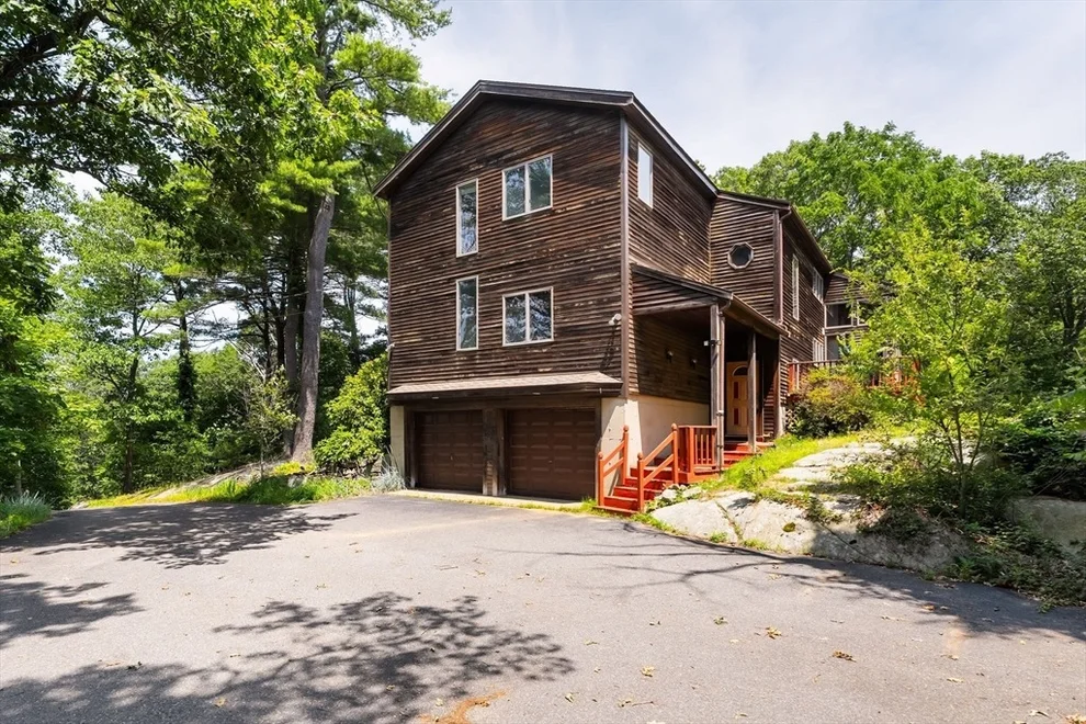 Unit for sale at 3 Bray St, Gloucester, MA 01930
