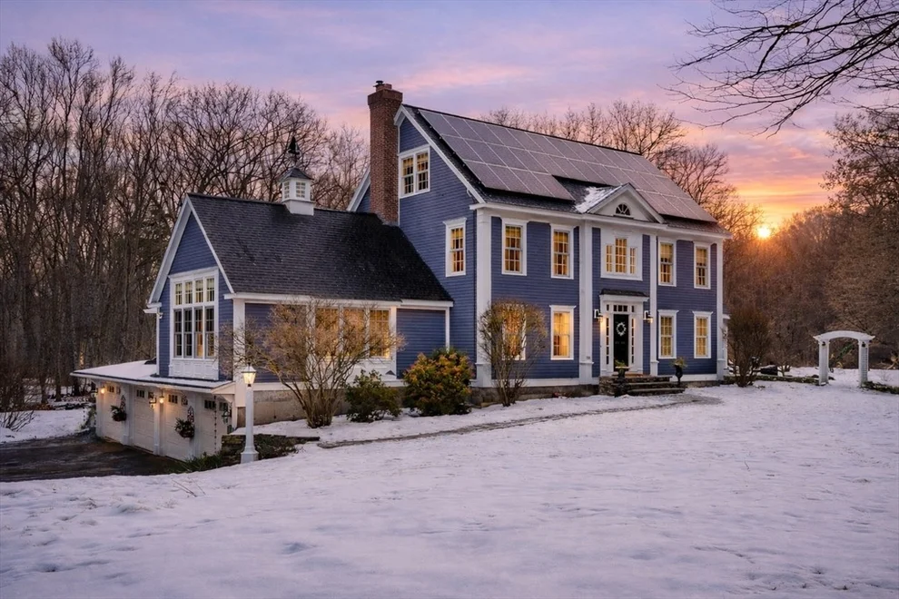 Unit for sale at 118 Moulton St, West Newbury, MA 01985