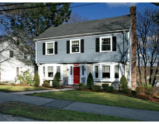 Unit for sale at 19 Goodnough Road, Brookline, MA 02467