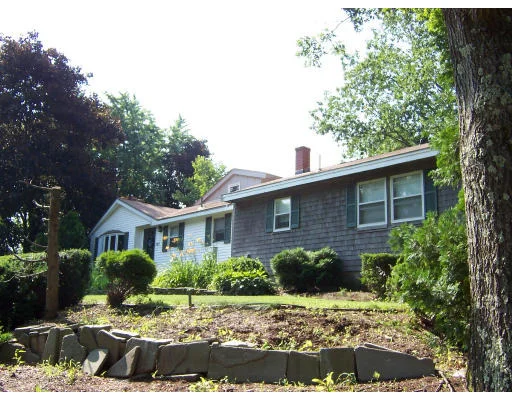 Unit for sale at 157 Center St, Groveland, MA 01834