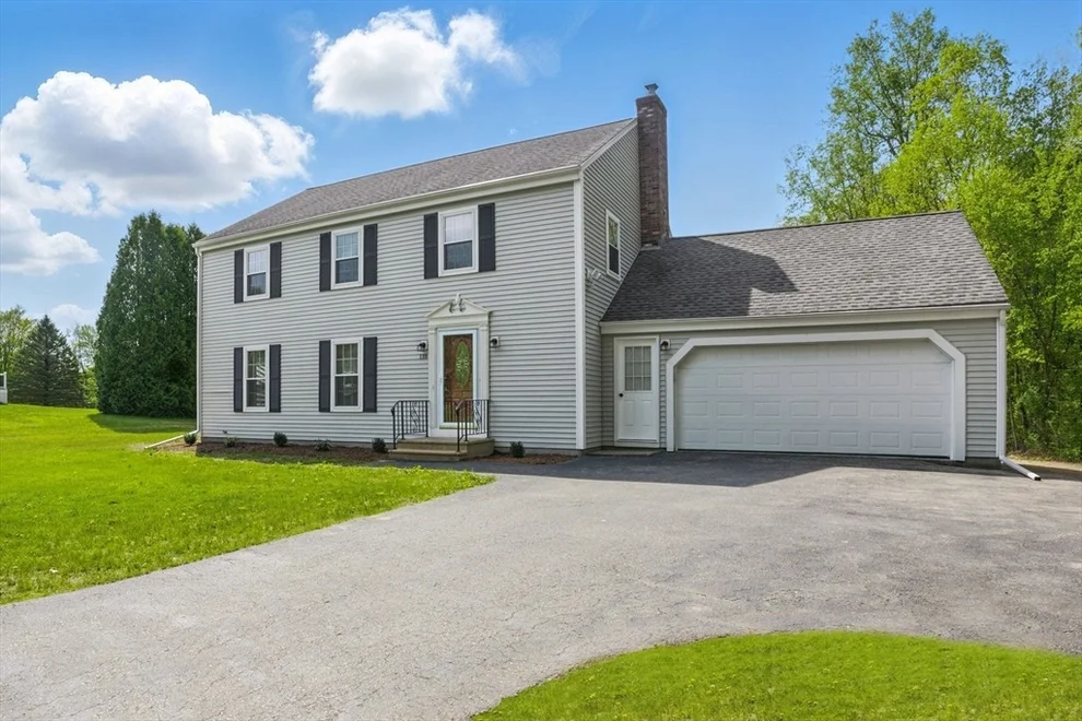 Unit for sale at 118 Oakham Rd, North Brookfield, MA 01535