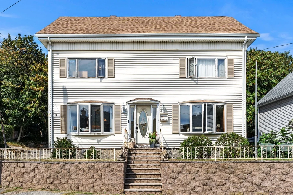Unit for sale at 1 Granite Court, Gloucester, MA 01930