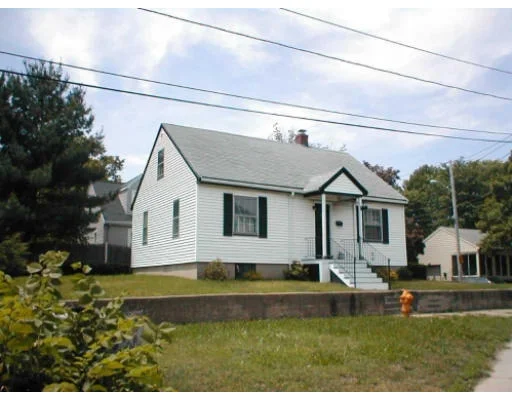 Unit for sale at 40 Westwood Rd, Medford, MA 02155