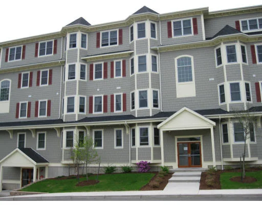 Unit for sale at 391 Pleasant Street, Melrose, MA 02176