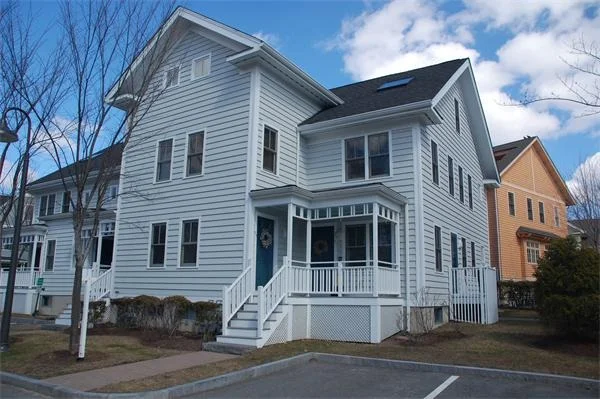 Unit for sale at 28 Russell Pl, Arlington, MA 02474