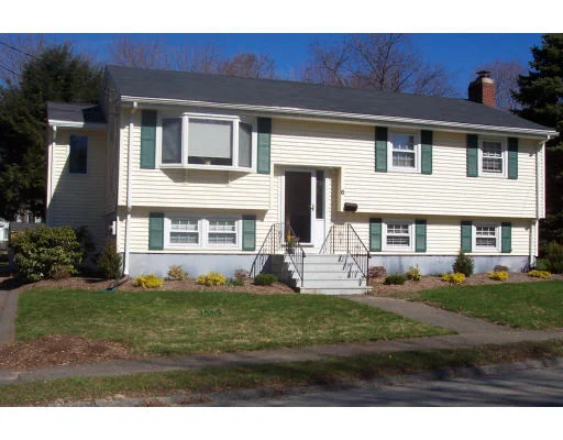 Unit for sale at 6 Bigham Road, North Reading, MA 01864