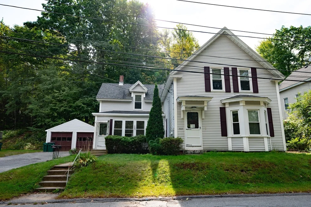 Unit for sale at 564 Fairmount St, Fitchburg, MA 01420