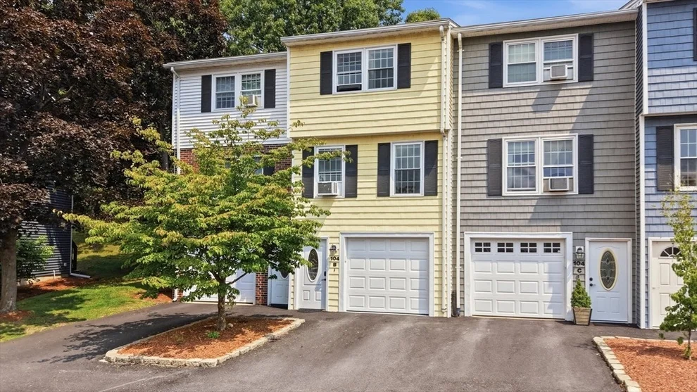 Unit for sale at 104 Roper St, Lowell, MA 01852