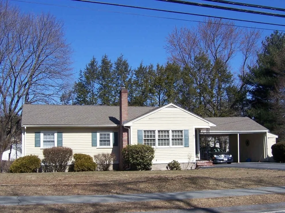 Unit for sale at 85 Prospect St, Norwood, MA 02062
