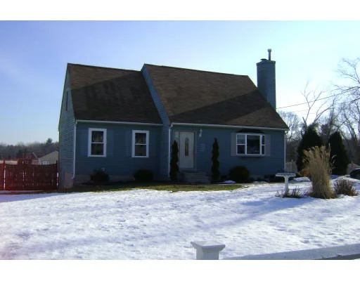 Unit for sale at 215 Scadding St, Taunton, MA 02780