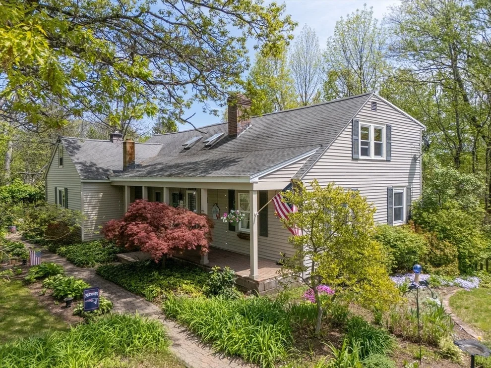 Unit for sale at 77 Center St, Ashburnham, MA 01430