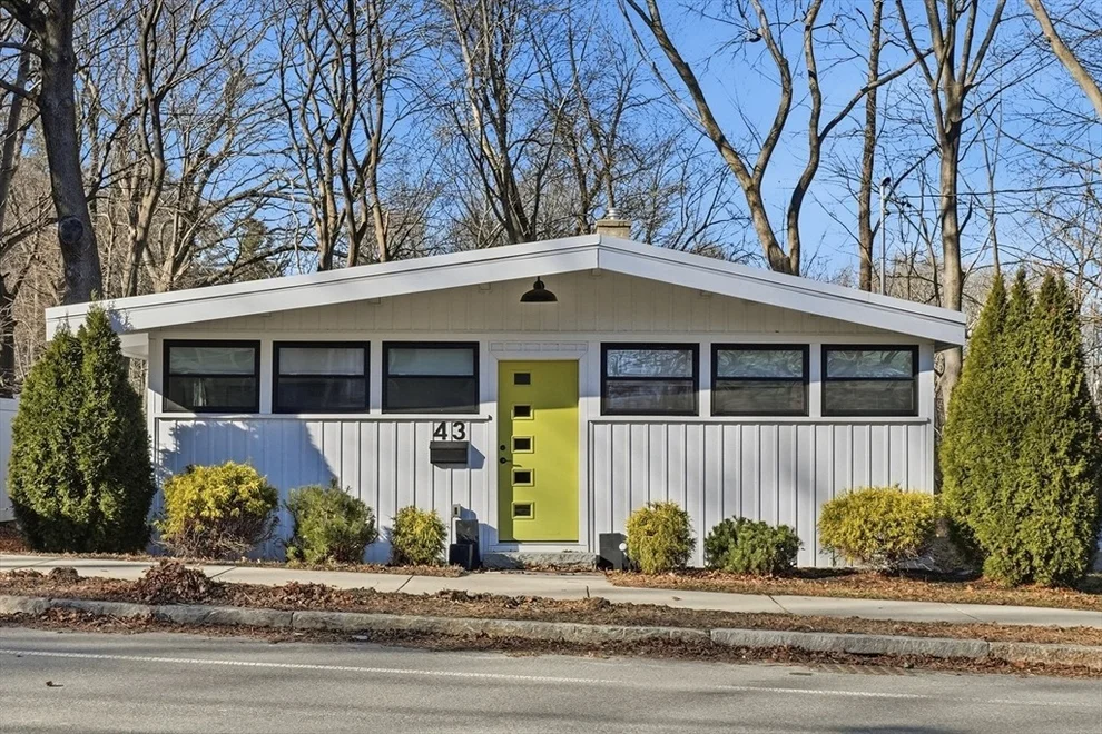 Unit for sale at 43 Sparhawk Street, Amesbury, MA 01913