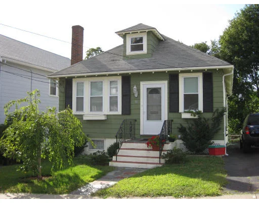Unit for sale at 50 Copeland St, Watertown, MA 02472