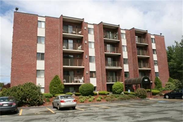 Unit for sale at 135 Franklin, Stoneham, MA 02180