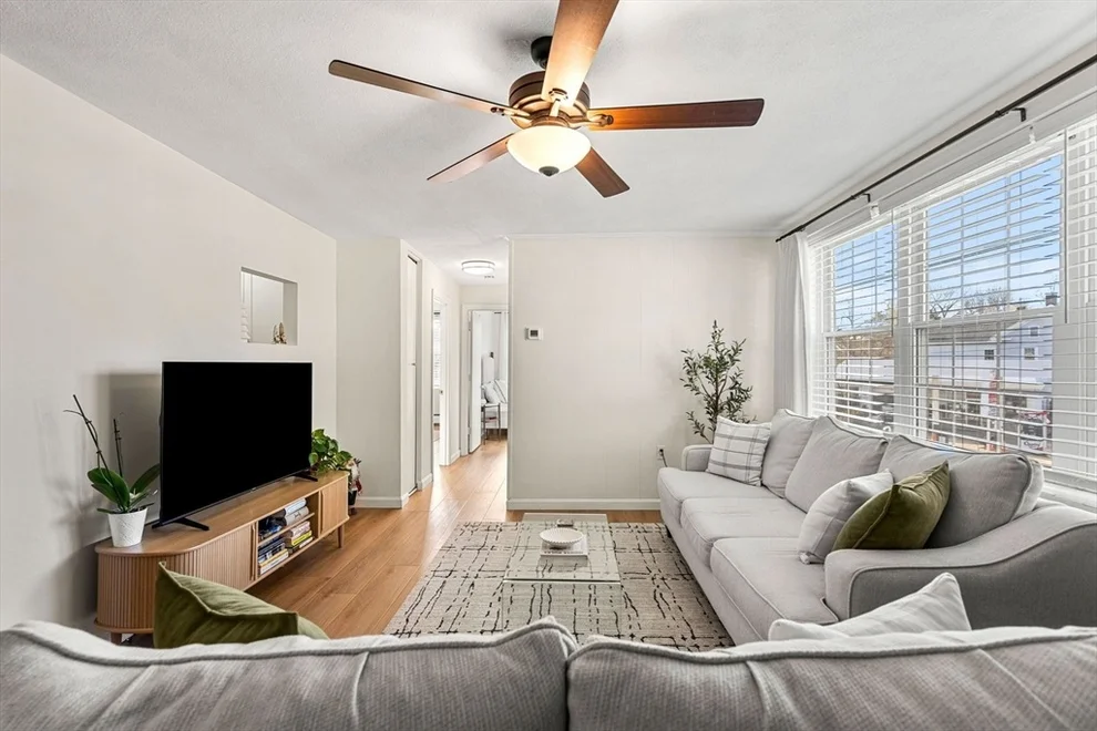 Unit for sale at 5 Woodsum Dr, Braintree, MA 02184