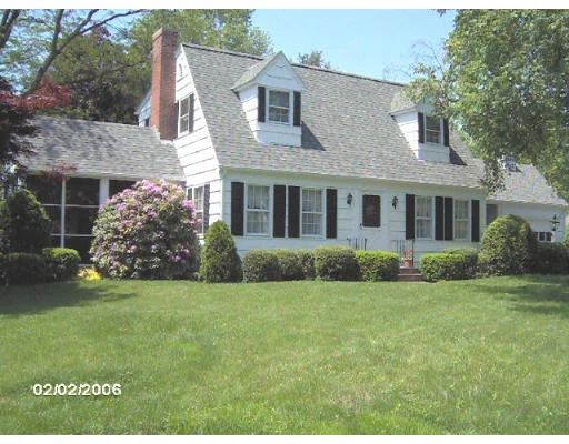 Unit for sale at 19 Apple Ochard Heights, Westfield, MA 01085