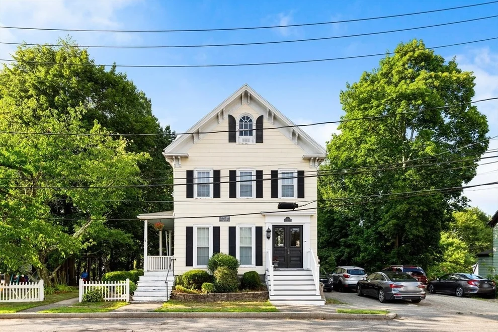 Unit for sale at 22 Union Street, Reading, MA 01867