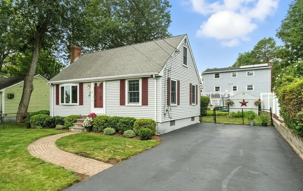 Unit for sale at 34 Lillian St N, Randolph, MA 02368