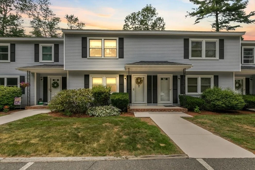Unit for sale at 3 West Pine, Plaistow, NH 03865
