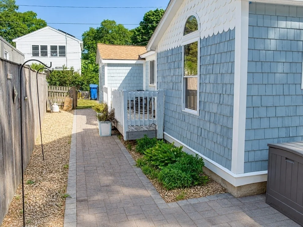 Unit for sale at 9 Medina Dr, Wareham, MA 02571