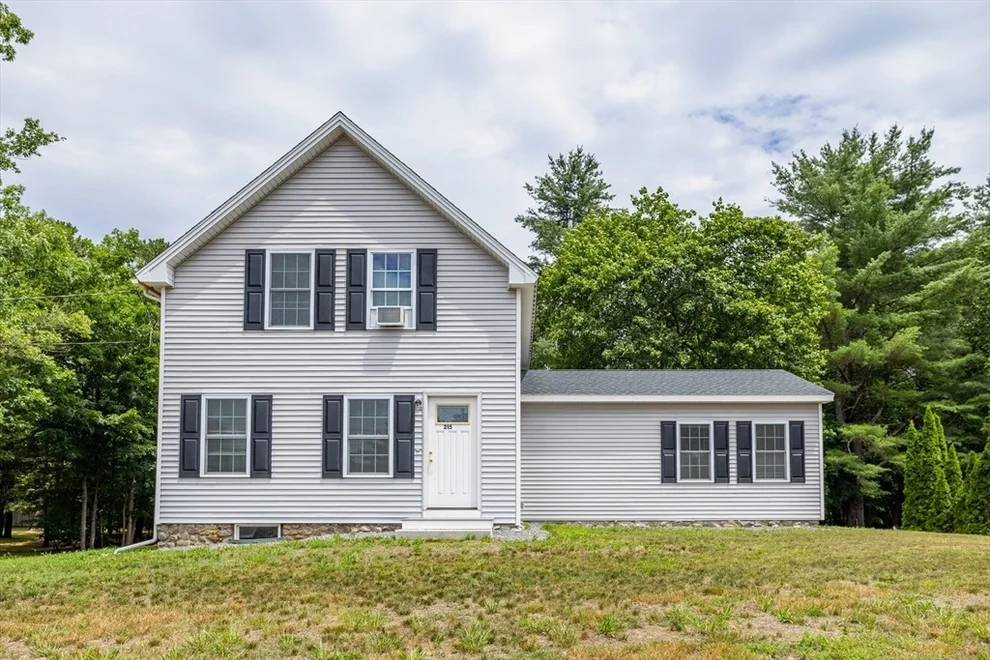 Unit for sale at 215 Main St, Townsend, MA 01469