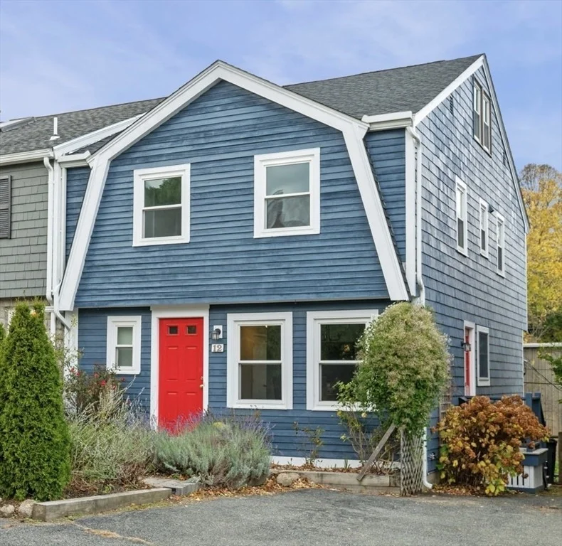 Unit for sale at 12 Heritage Way, Marblehead, MA 01945