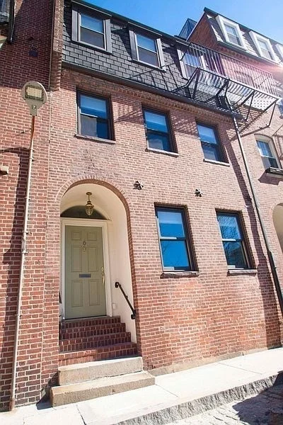 Unit for sale at 6 Stillman Place, Boston, MA 02113