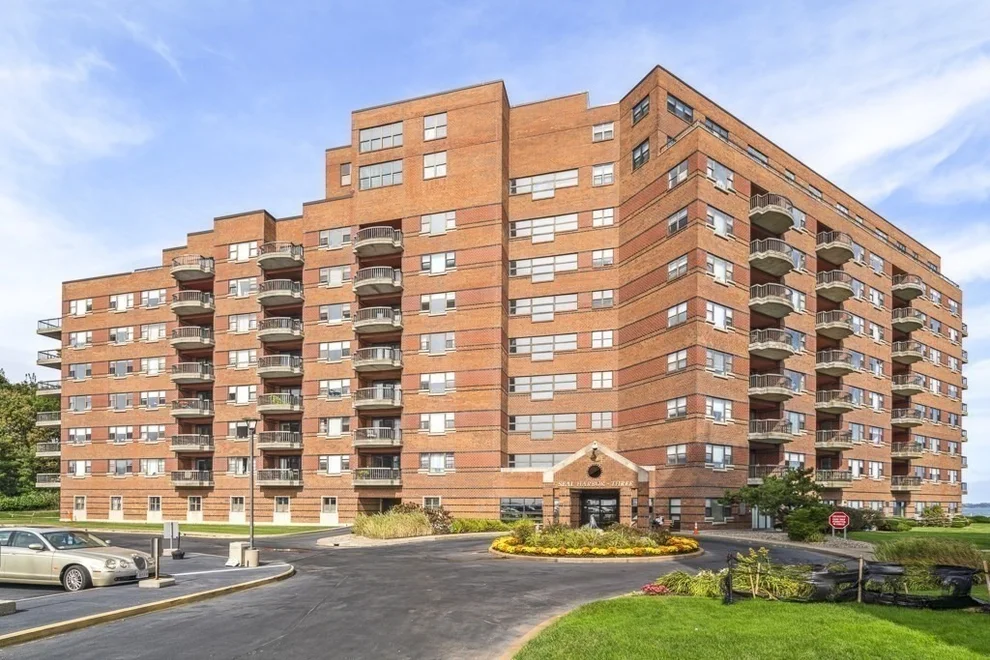Unit for sale at 3 Seal Harbor Rd, Winthrop, MA 02152
