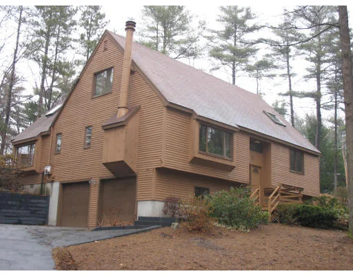 Unit for sale at 1 Robinwood Rd, Littleton, MA 01460