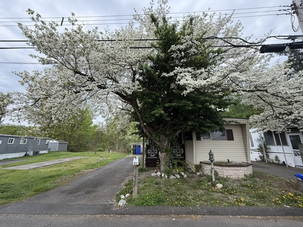 Unit for sale at 31 Rivermead, East Hartford, CT 06118