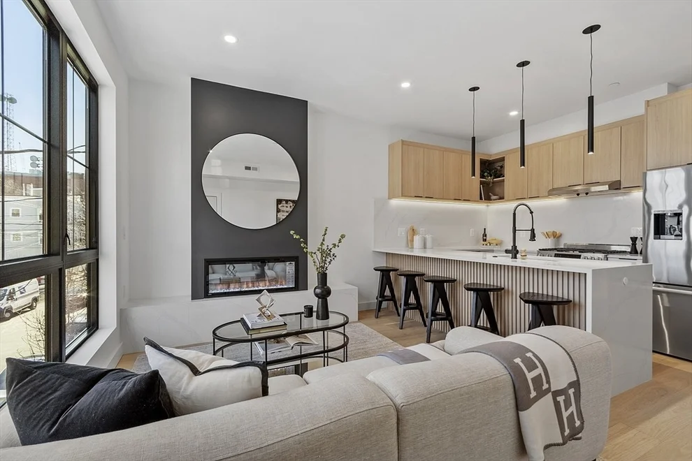 Unit for sale at 131 Fifth St, Cambridge, MA 02141
