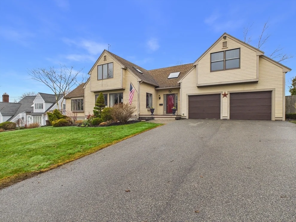 Unit for sale at 50 Prospect Ave, Hull, MA 02045