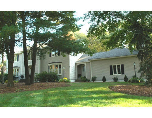 Unit for sale at 7 Blueberry Circle, Andover, MA 01810