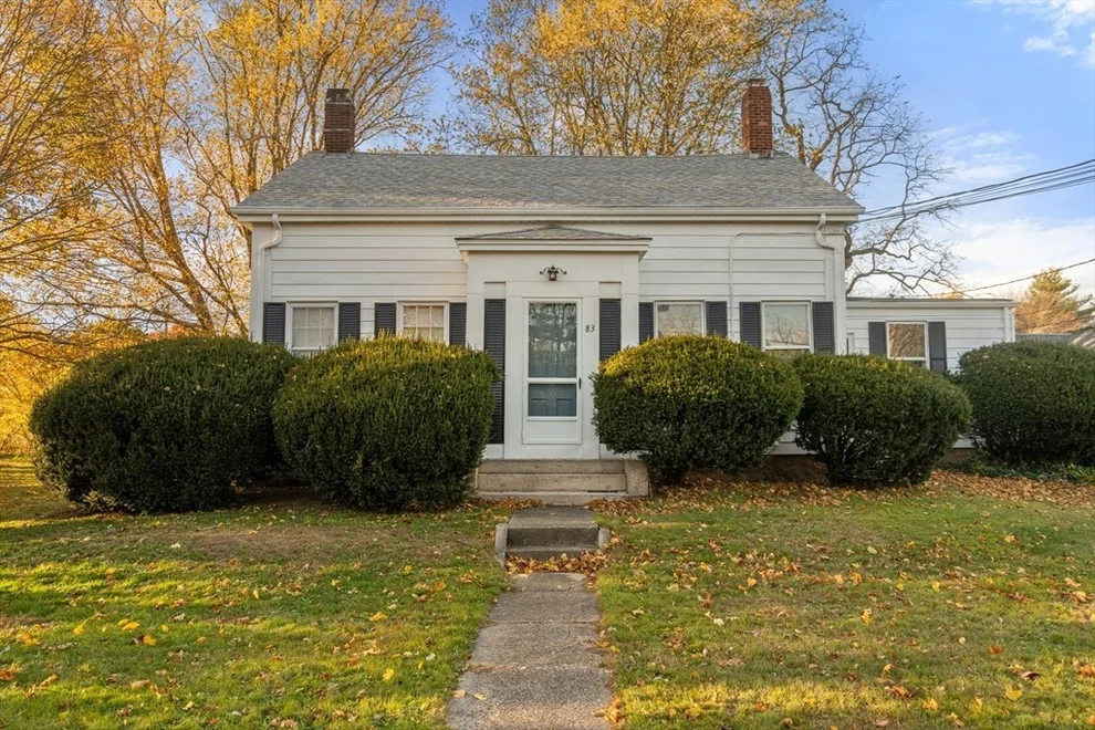 Unit for sale at 83 Fairhaven Rd, Mattapoisett, MA 02739