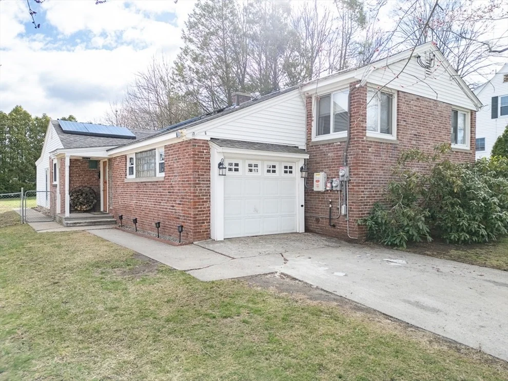 Unit for sale at 6 Danforth St, Lawrence, MA 01843