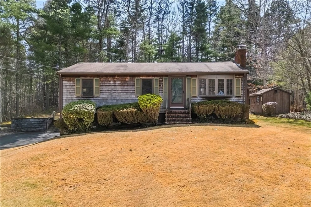 Unit for sale at 88 Plymouth St, Halifax, MA 02338