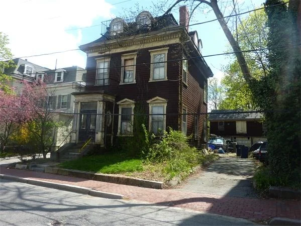 Unit for sale at 14 Dana Street, Cambridge, MA 02138