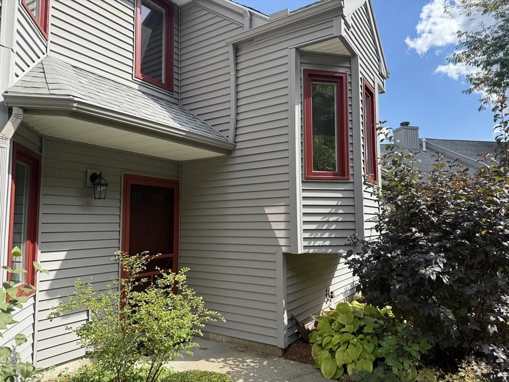 Unit for sale at 19 Mcintosh Dr, Amherst, MA 01002