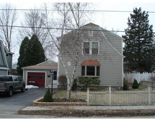 Unit for sale at 7 Gardner St, Amesbury, MA 01913